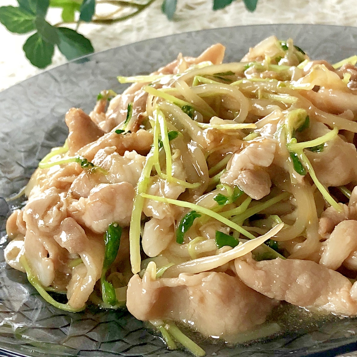 とろ り 豚バラ肉 豆苗 もやしのあんかけ炒め レシピ 作り方 By みさきらりんず 楽天レシピ とろ り 豚バラ肉 豆苗 もやしのあんかけ炒め レシピ 作り方 By みさきらりんず 楽天レシピ